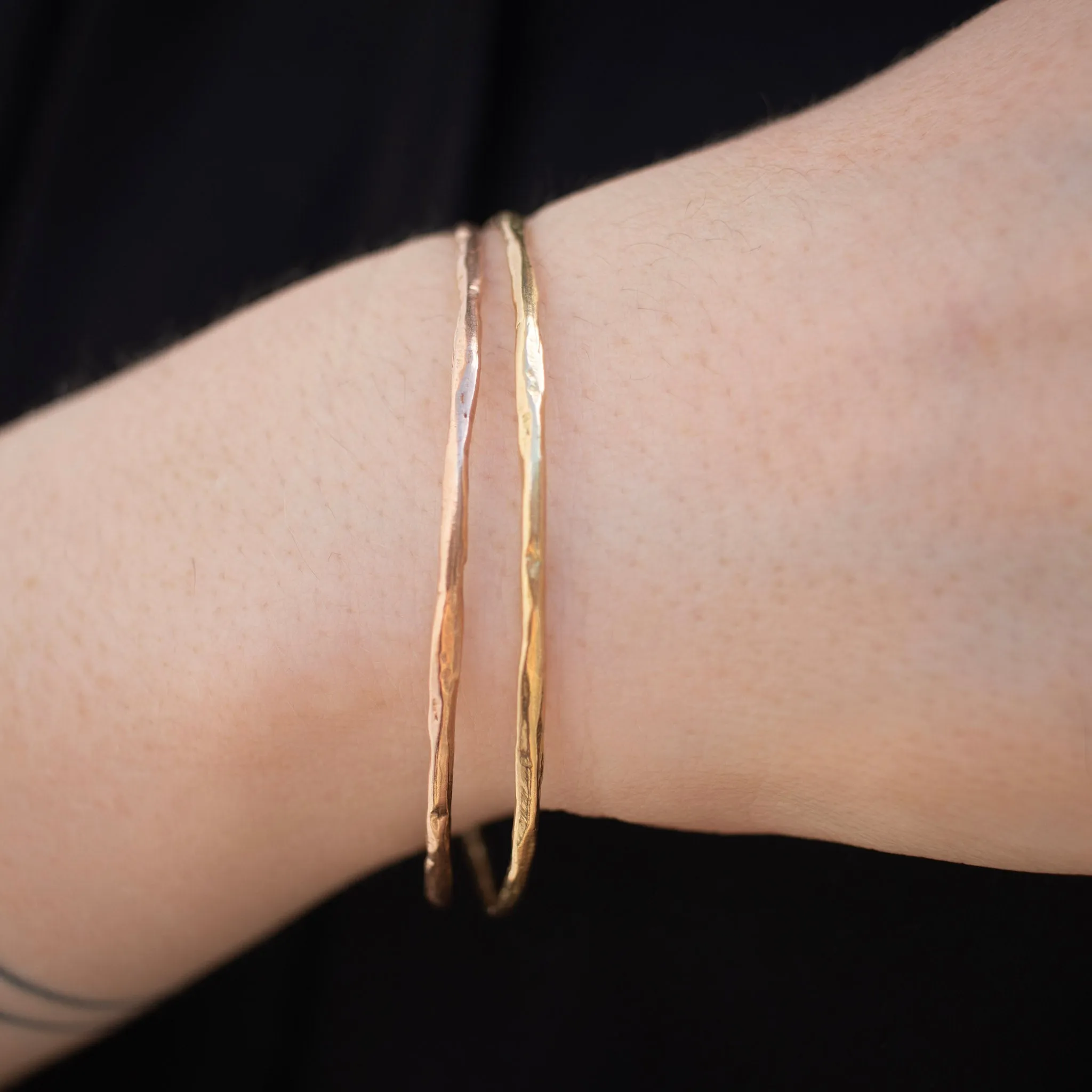 18K Hammered Bangle