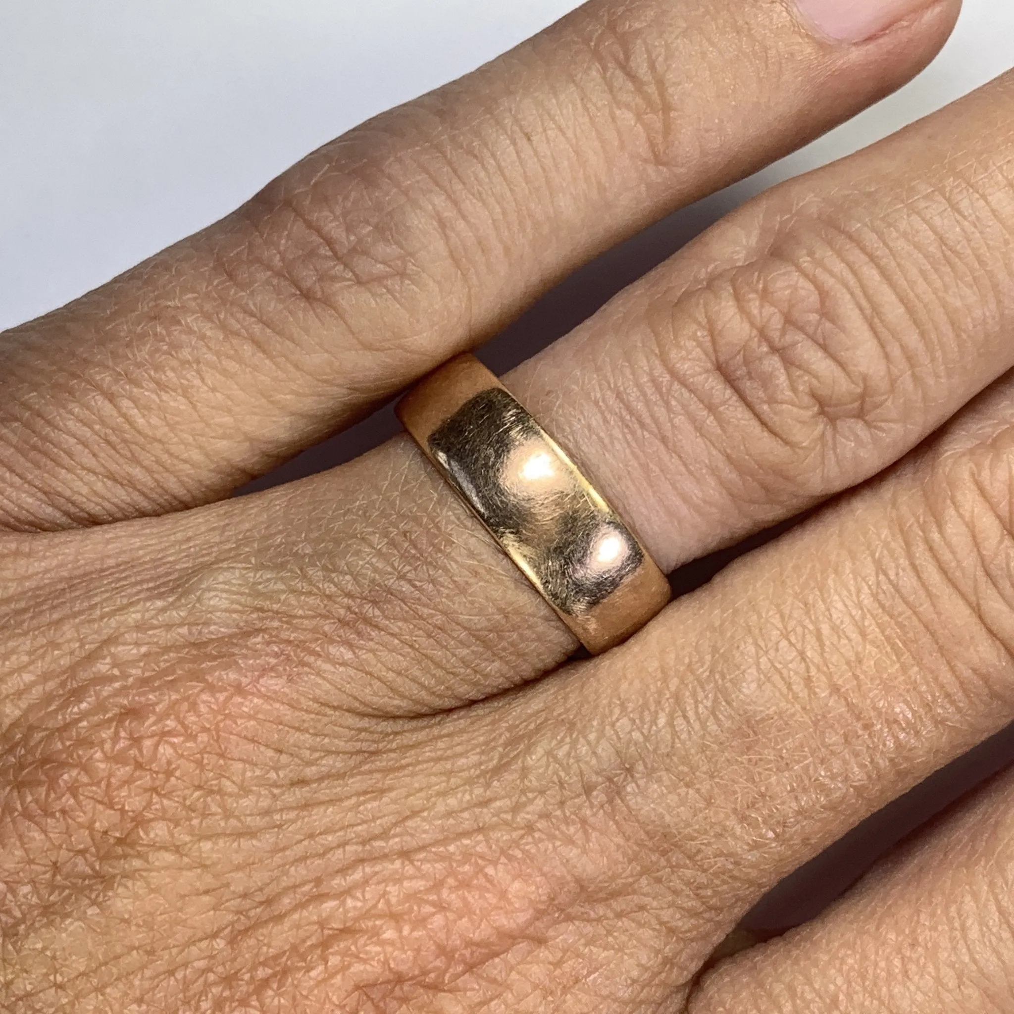 1908 Gold Wedding Band in Rose Gold. Perfect Stacking Ring. Antique English Estate Jewelry.