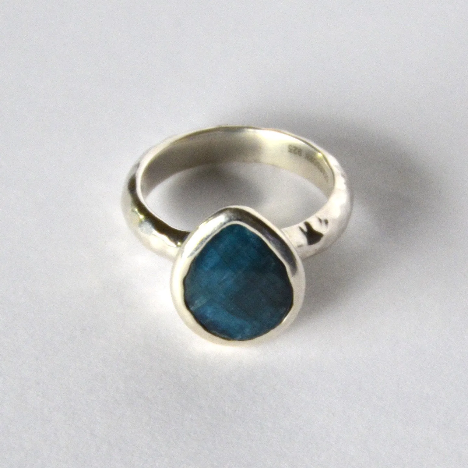 Deep Tide Water gem Ring