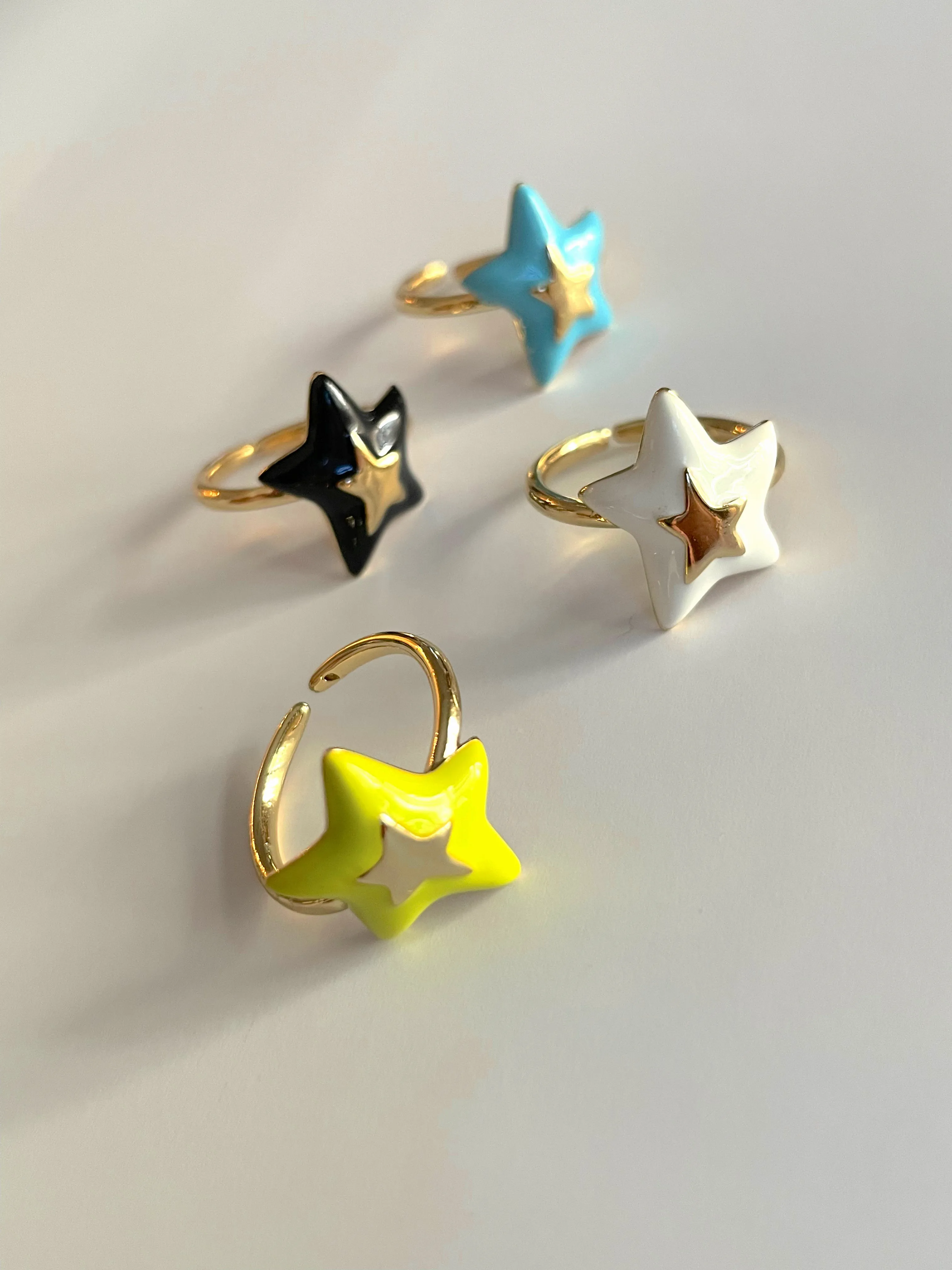 Enamel star rings