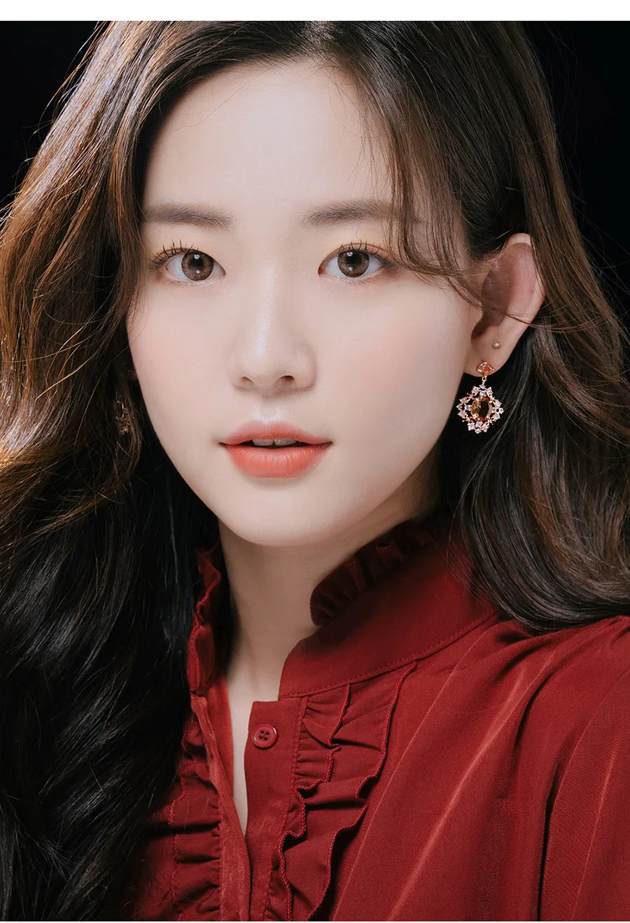 IU Magic Hour Crystal Earrings Korean Jewelry Changed Colors Womens Accessories Luxury Fashion Dating Clubber Elegant Wedding Dinner Party Accessory Gifts