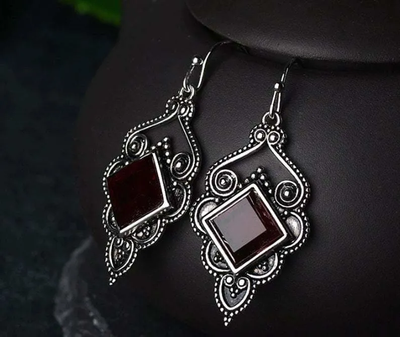 Natural garnet earrings, bridesmaid earrings, boho earrings wedding jewelry, 925 Sterling silver earrings, Silver Handmade jewelry