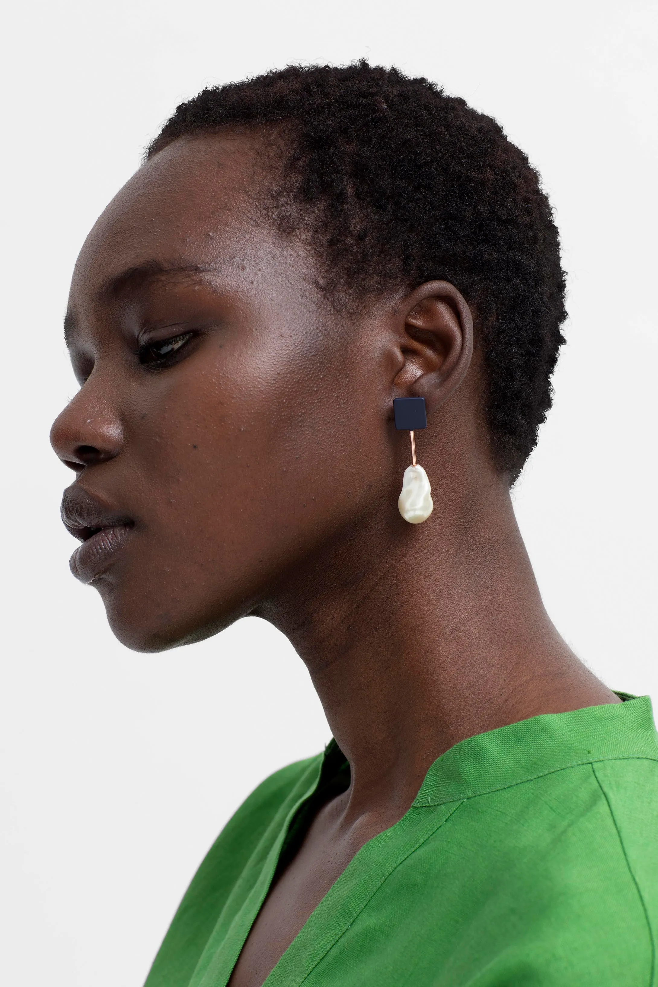 Perle Drop Earring