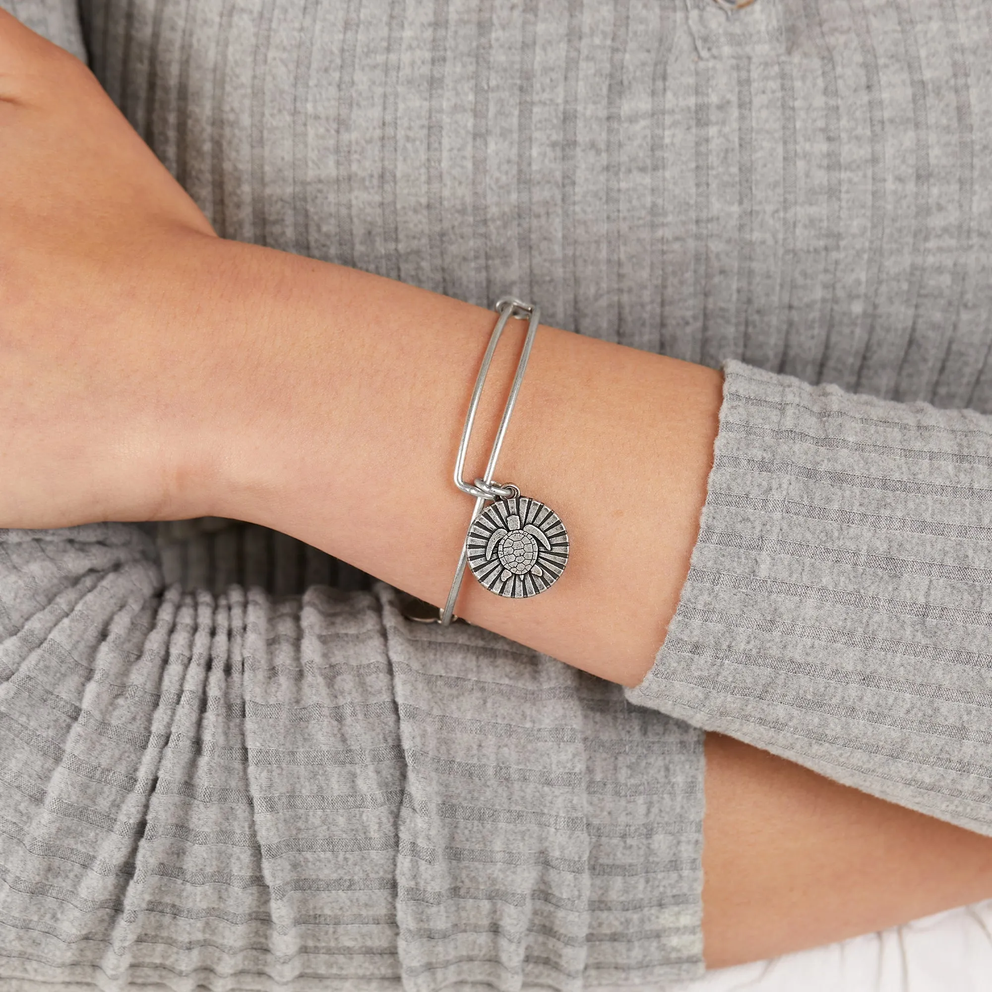 Sea Turtle Charm Bangle